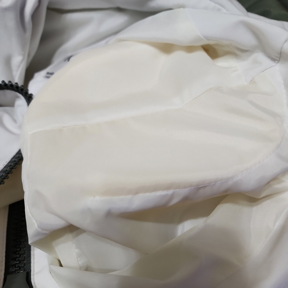 Mulberry St Women's  XL white green block hooded. Vtg. Anchor buttons. - Picture 11 of 12